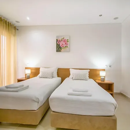 Villa Rafaella Ii Palace By Atlantic Places Albufeira